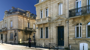 Student apartment for rent in the Saint-Seurin neighborhood of Bordeaux